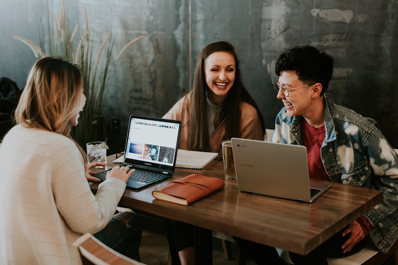 Freelancers & Digital Pros